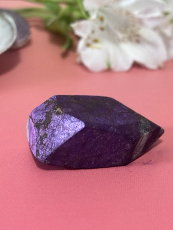 Purpite tower, free form