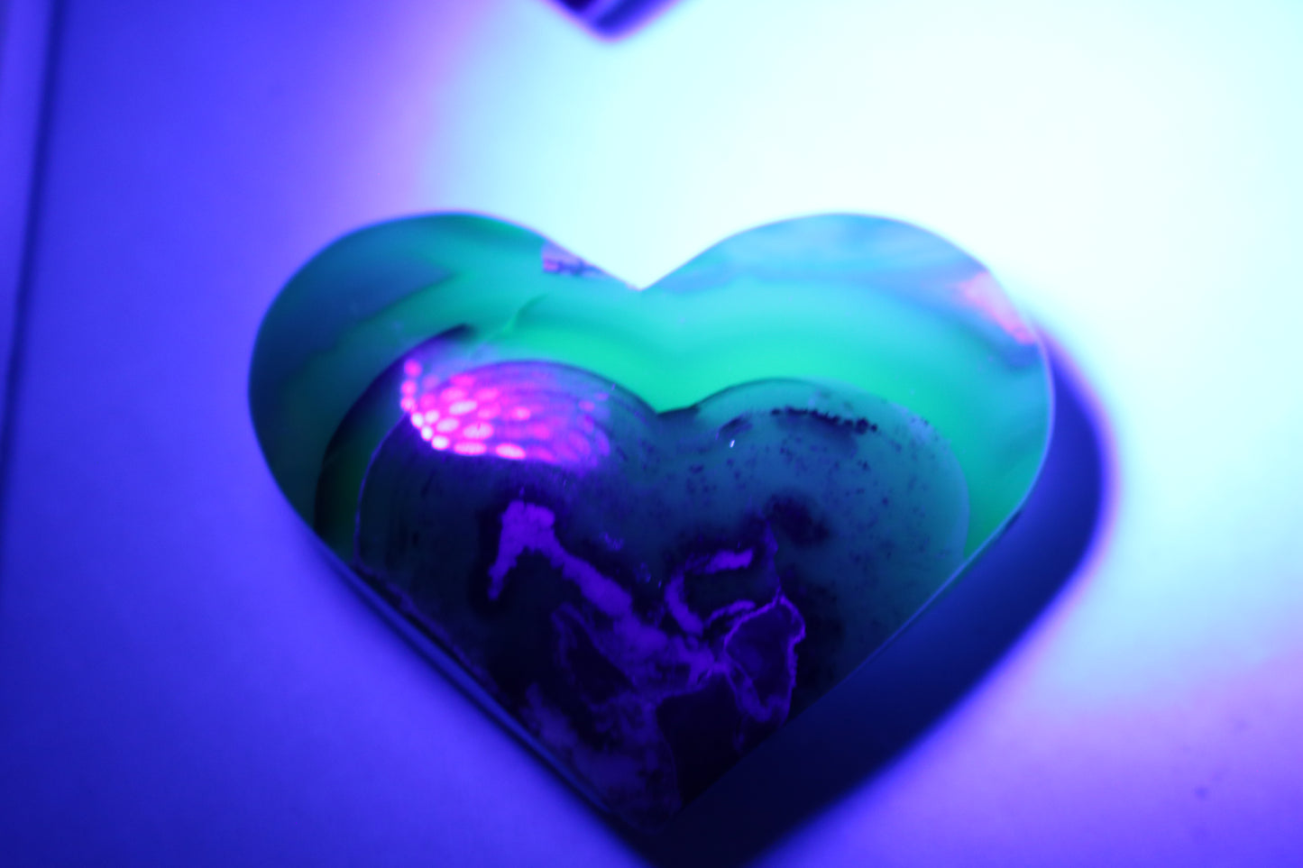 Volcano Agate Heart - UV Reactive