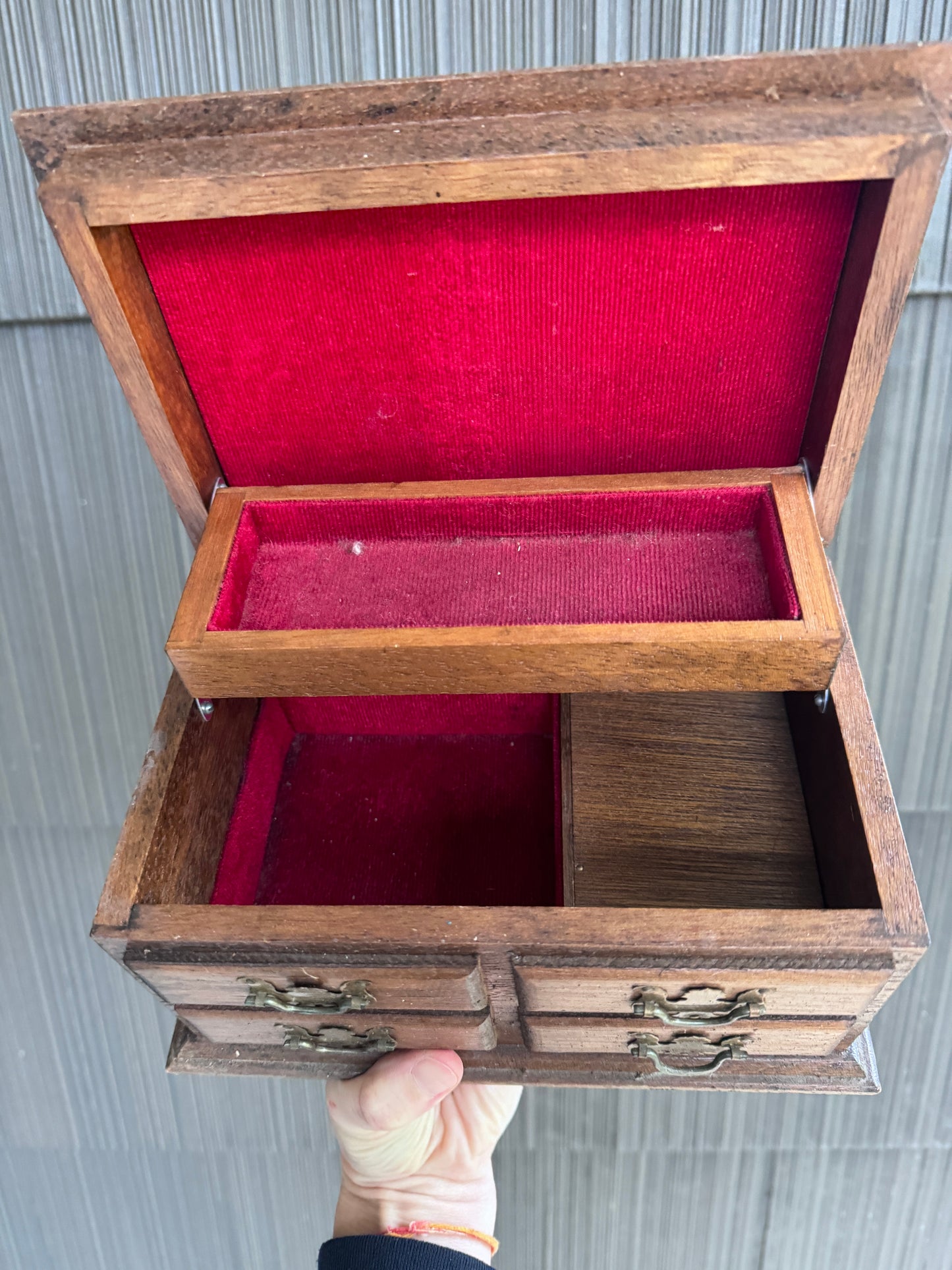 Haunted Jewelry Box