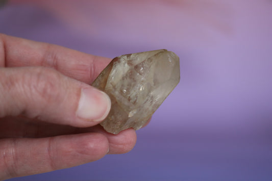 KUNDALINI CITRINE POINT 1