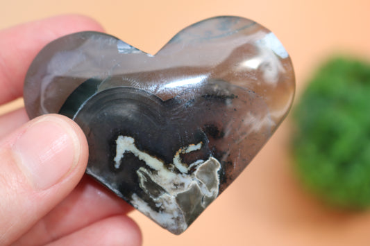 Volcano Agate Heart - UV Reactive