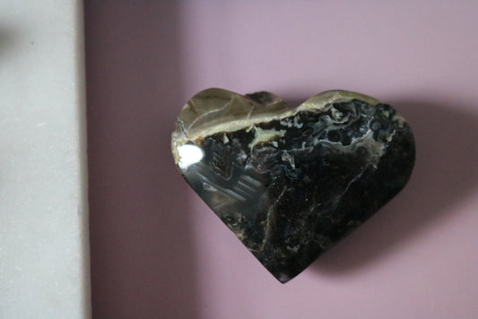Volcano Agate Heart - UV Reactive 4