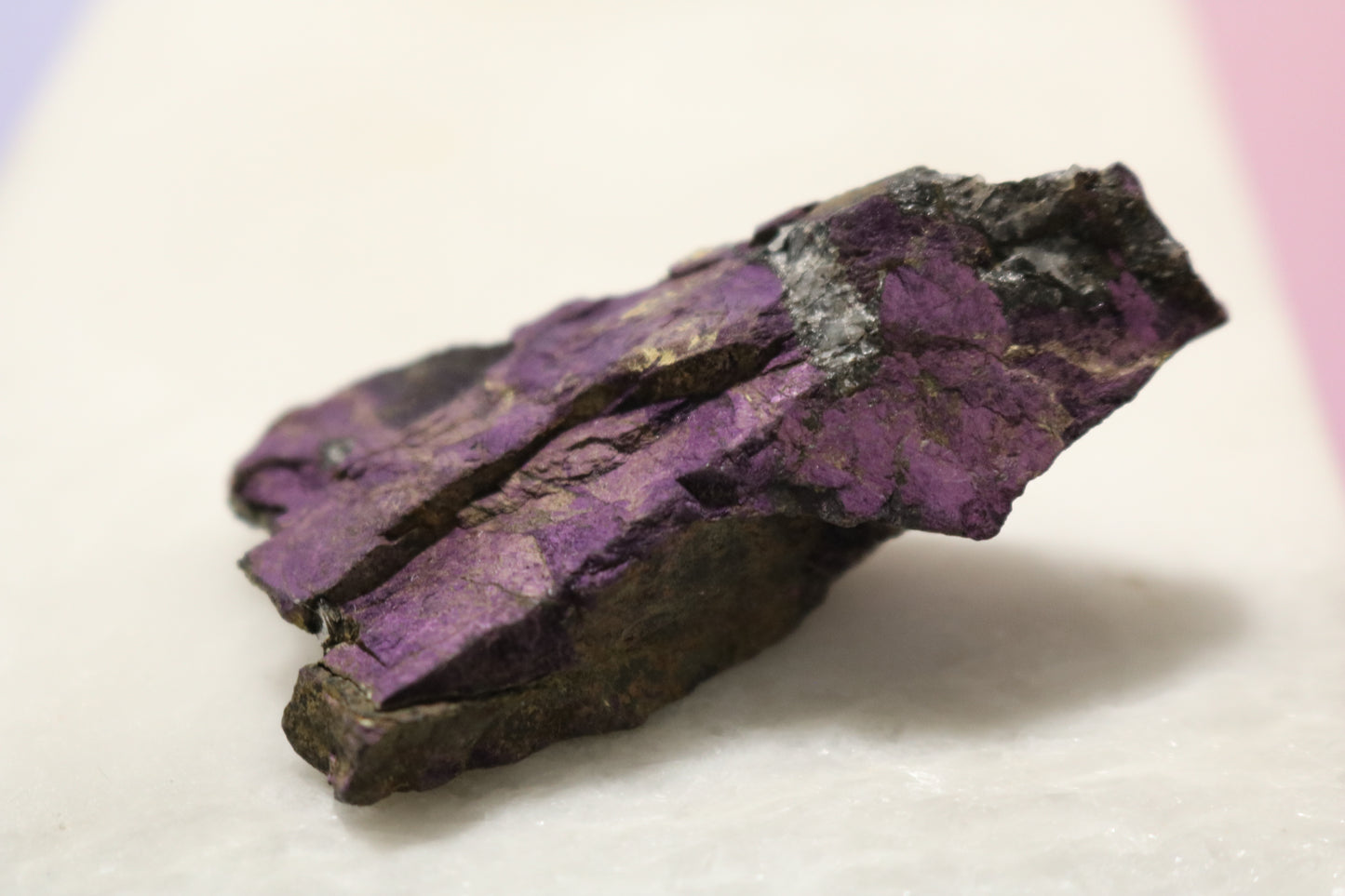 Purpite, raw chunk
