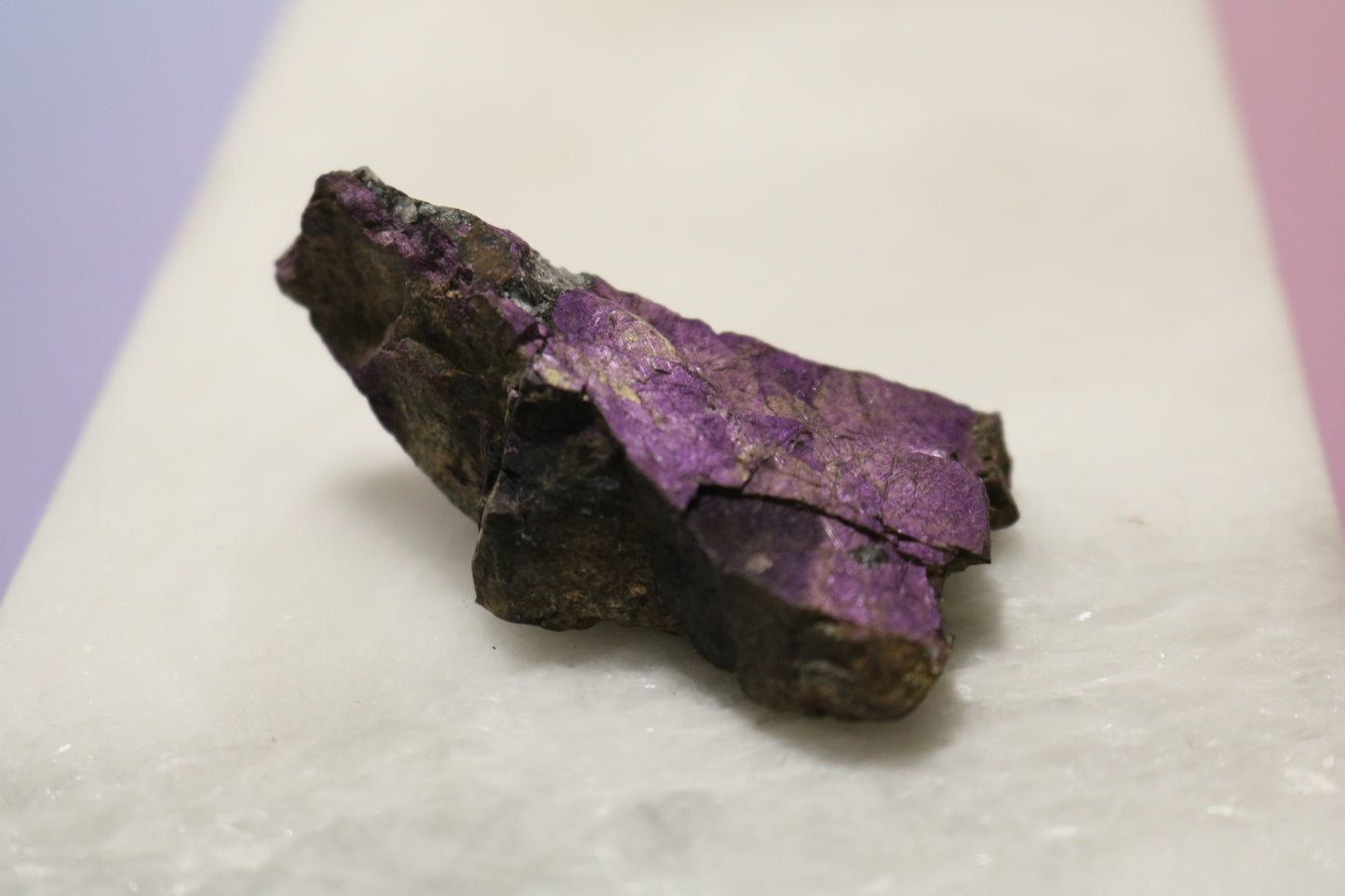 Purpite, raw chunk
