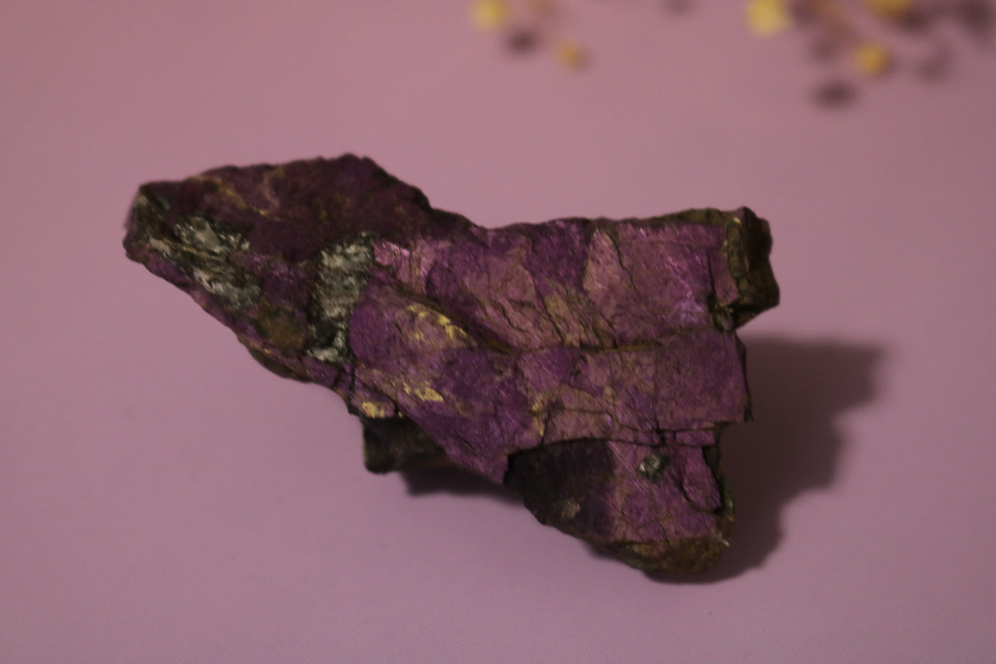 Purpite, raw chunk