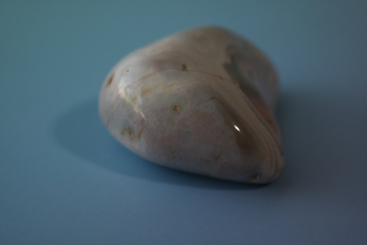 Botswana Agate, Pink, palmstone