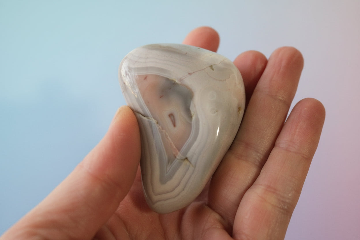 Botswana Agate, Pink, palmstone