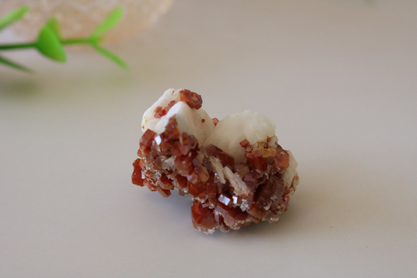 VANADINITE ON BARYTE, MINI CLUSTER CRYSTAL