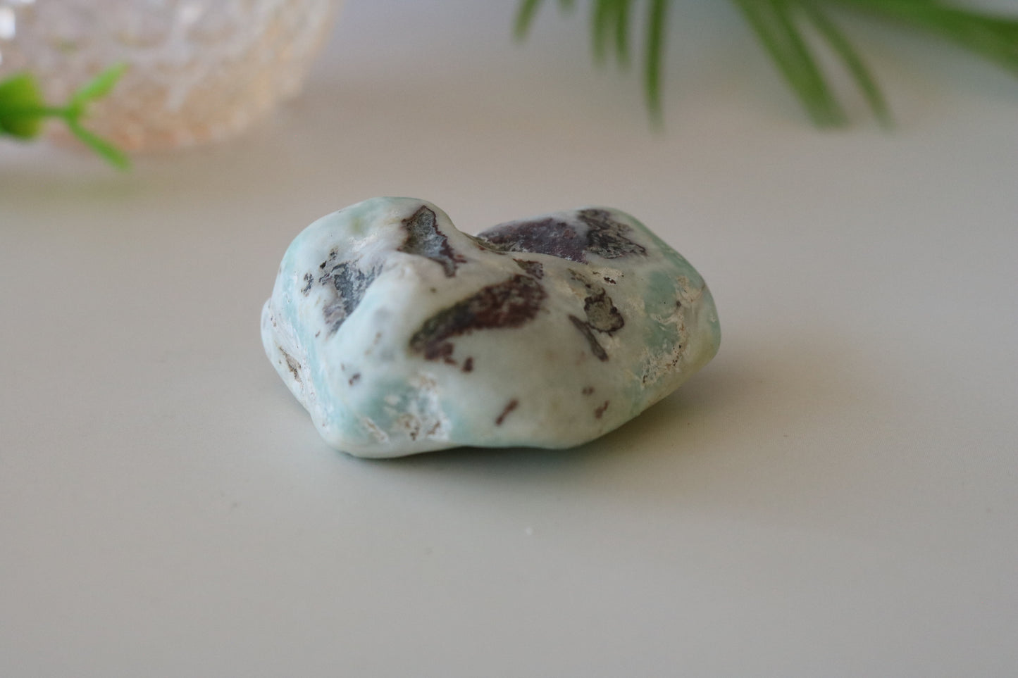 LARIMAR PALM STONE