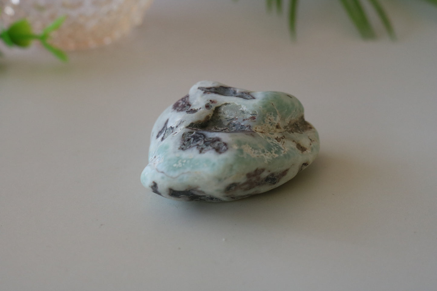 LARIMAR PALM STONE