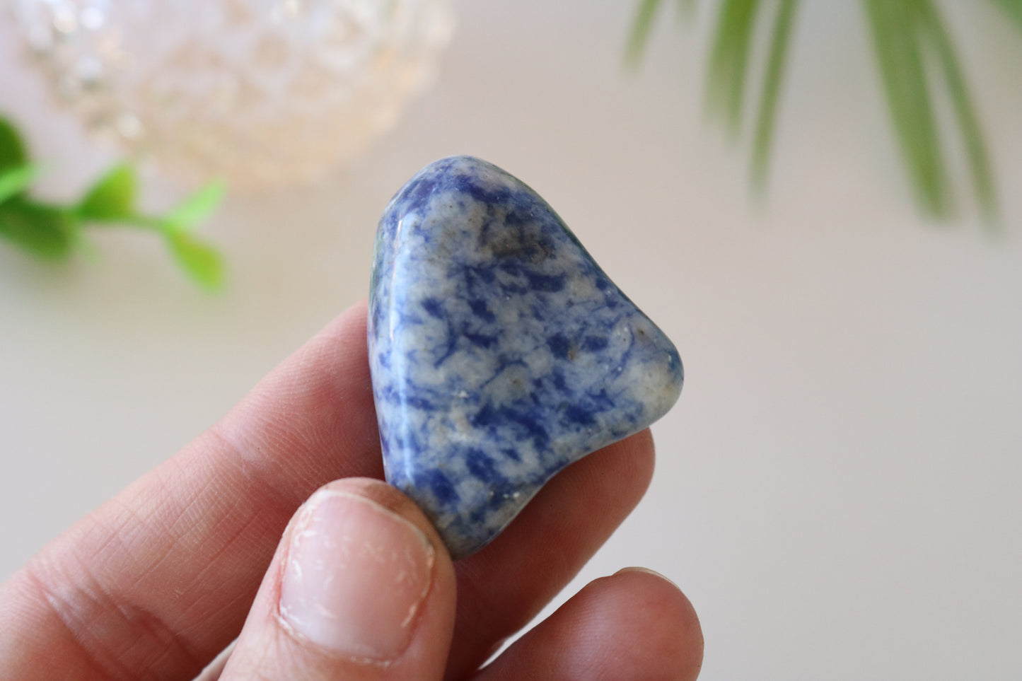 SODALITE PEBBLE, TUMBLED STONE